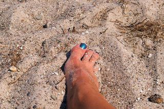 dry feet on sand